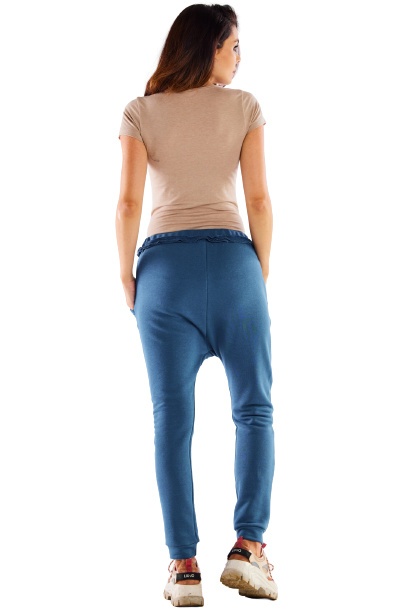 Spodnie damskie dresowe z obniżonym krokiem bawełniane niebieskie